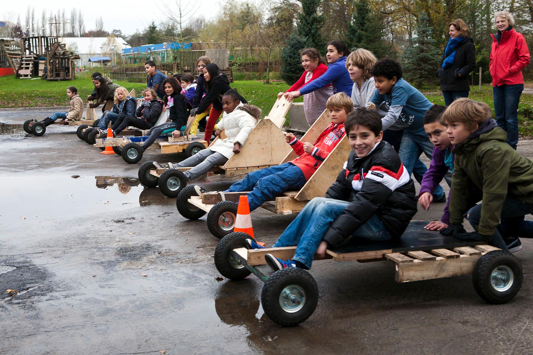 bijbaan bij jeugdland: actief en buiten